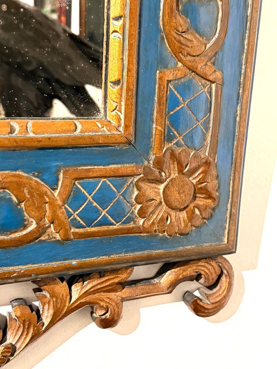 A Carved And Gilded Wooden Mirror Featuring Rich Baroque-inspired Decoration -photo-4