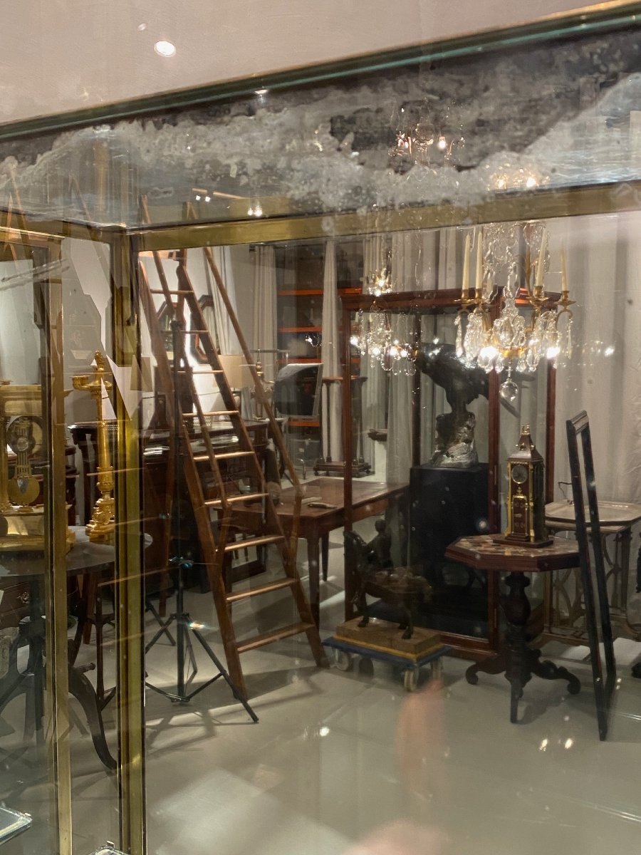 Pair Of Display Cases-photo-2