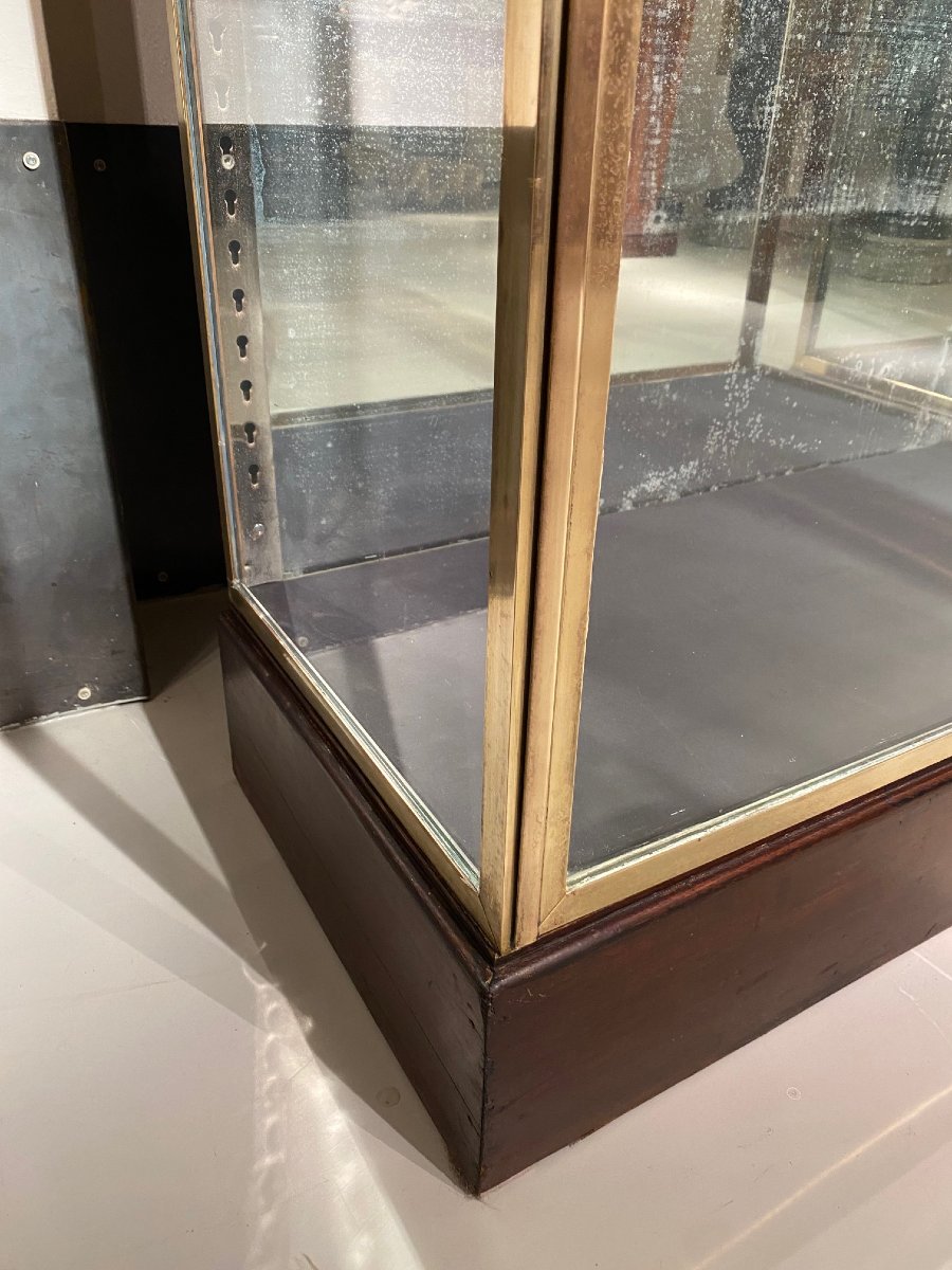 Pair Of Display Cases-photo-8