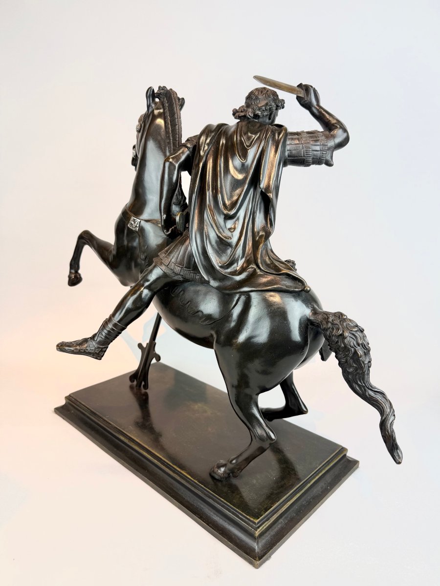 Une  sculpture équestre en bronze représentant Alexandre le Grand-photo-4