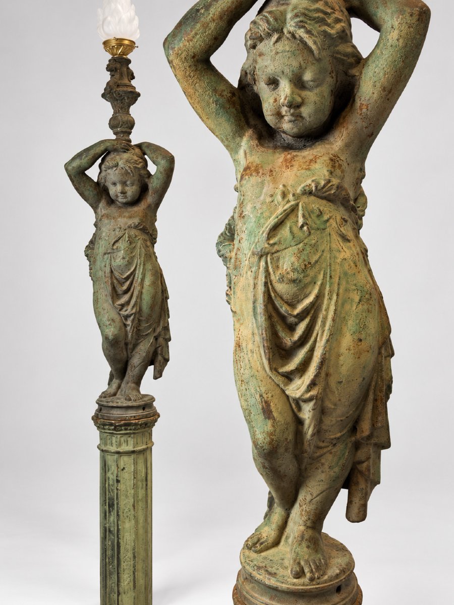 Un  ensemble de 4  candélabres figuratifs en fonte du XIXᵉ siècle, signés “A. Durenne, Paris”-photo-4