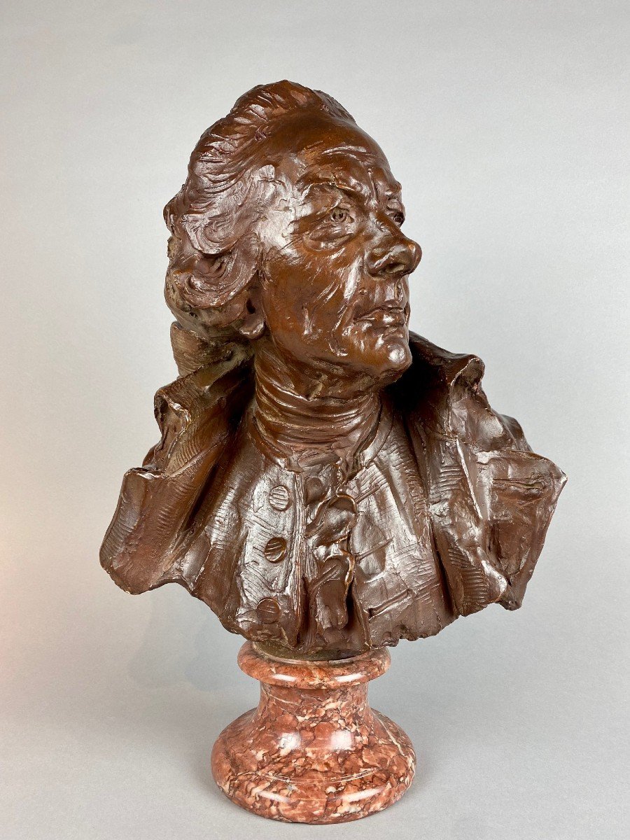 Buste De Gentilhomme En Terre Cuite , Fin XVIIIe - Début XIXe Siècle.