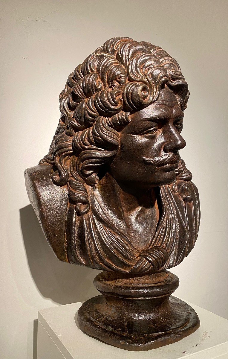 A XIXth Century Cast Iron  Bust Of Molière-photo-3