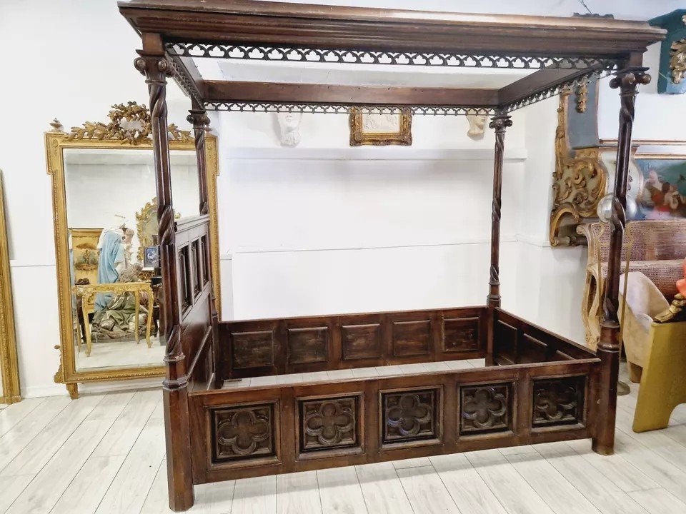 Antique Canopy Bed In Sicilian Wood, Italy-photo-1