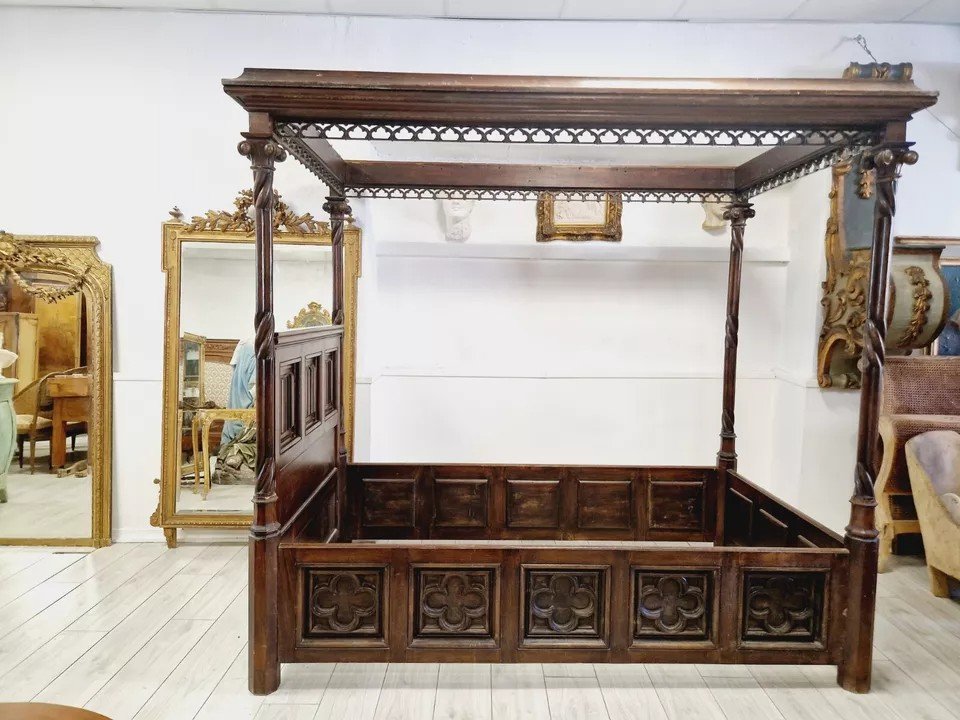 Antique Canopy Bed In Sicilian Wood, Italy-photo-2