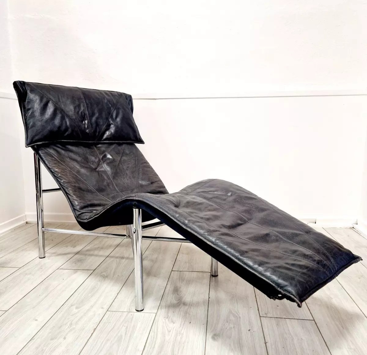 Tord Bjorklund Chaise longue suédoise Skye