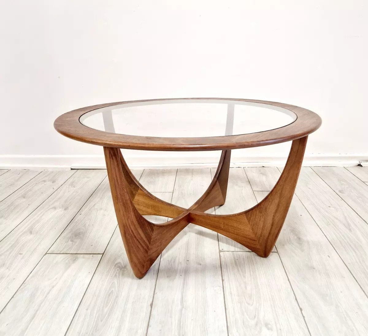 Table basse Astro G Plan du milieu du siècle dernier