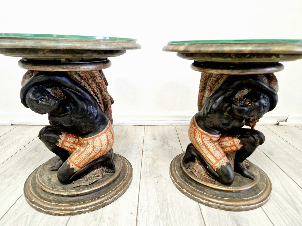 Paire de tables guéridons vénitiennes anciennes