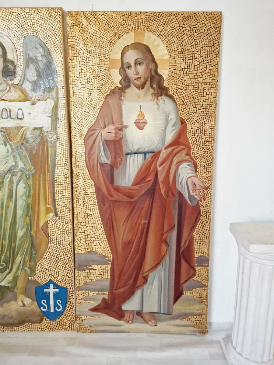Antique Triptych Of Religious Oil Paintings On A Golden Background-photo-2