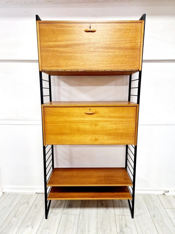 Armoire à étagères Ladderax de Staples du milieu du siècle
