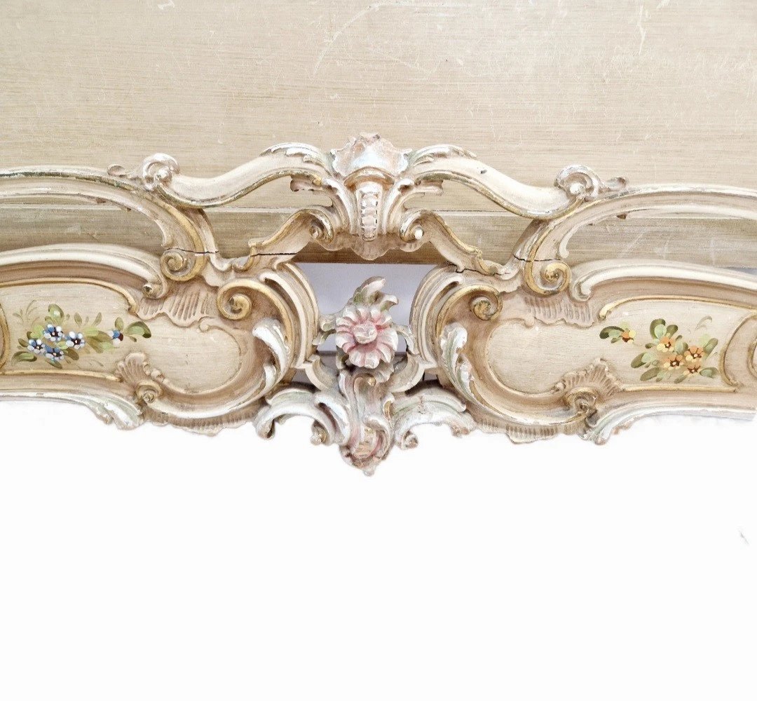 Super King Size Venetian Carved Wood Bed-photo-4