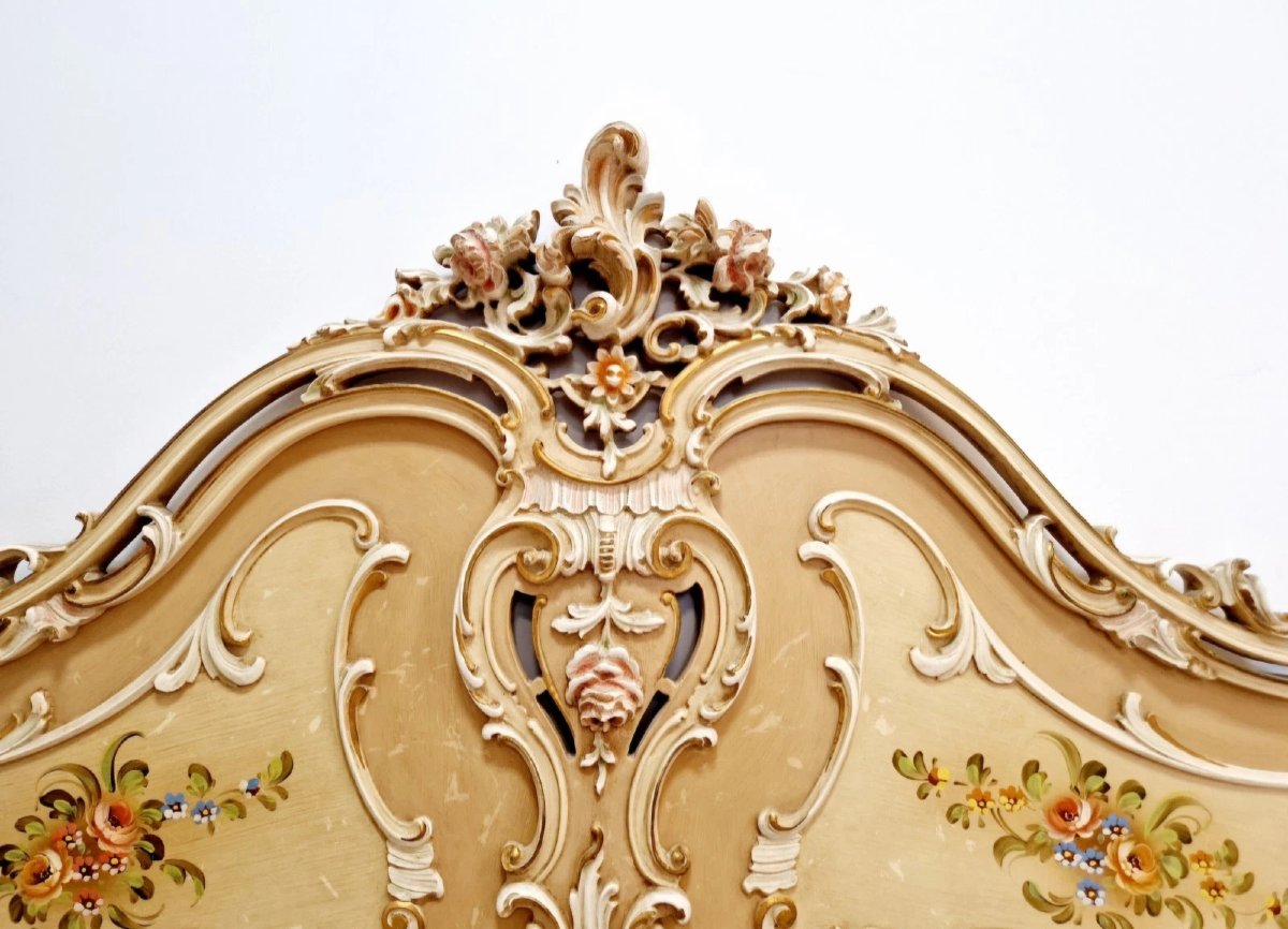 Super King Size Venetian Carved Wood Bed-photo-1