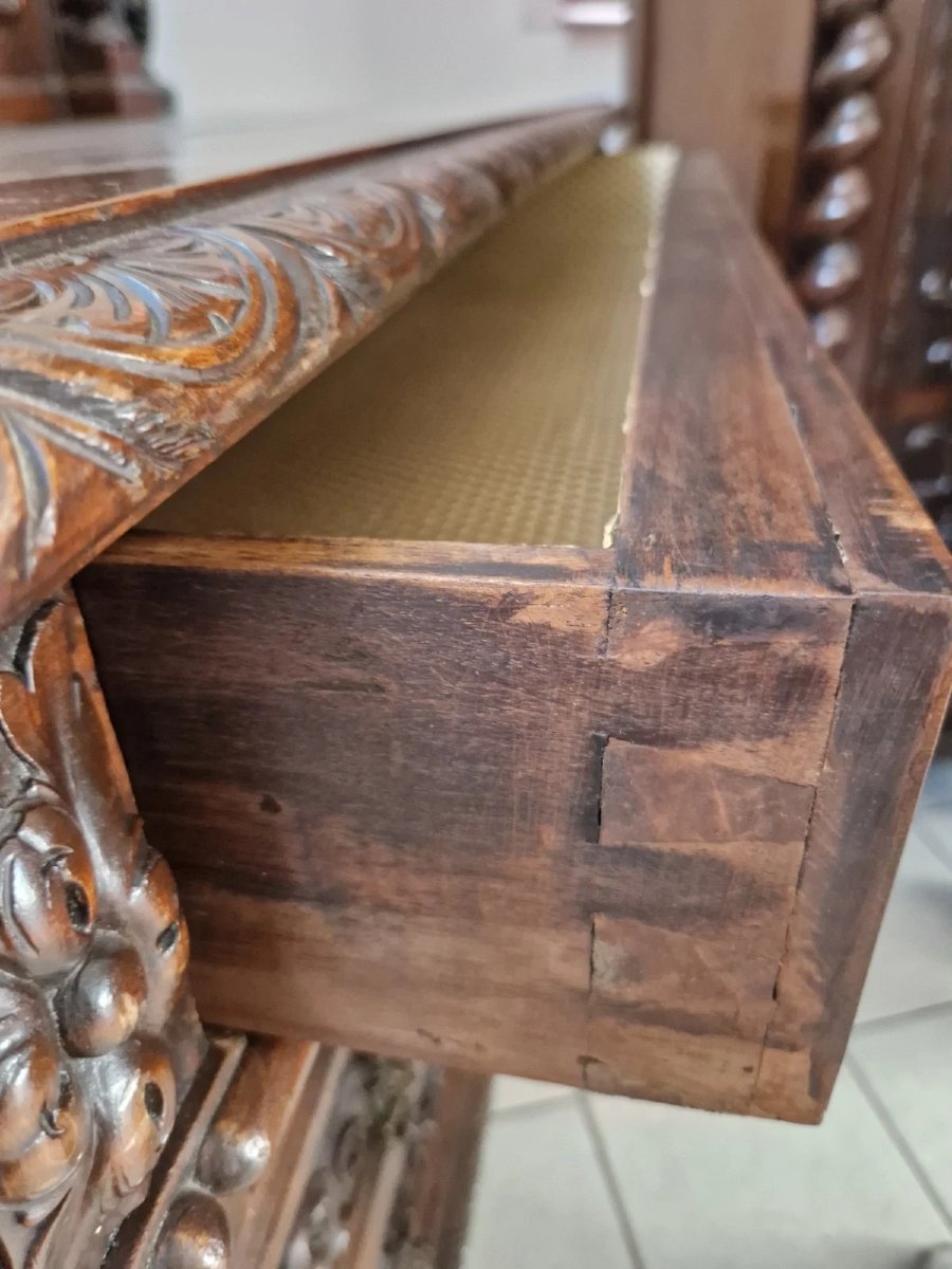 Chambre à coucher antique de style Renaissance italienne - Déjà vu dans un film-photo-3