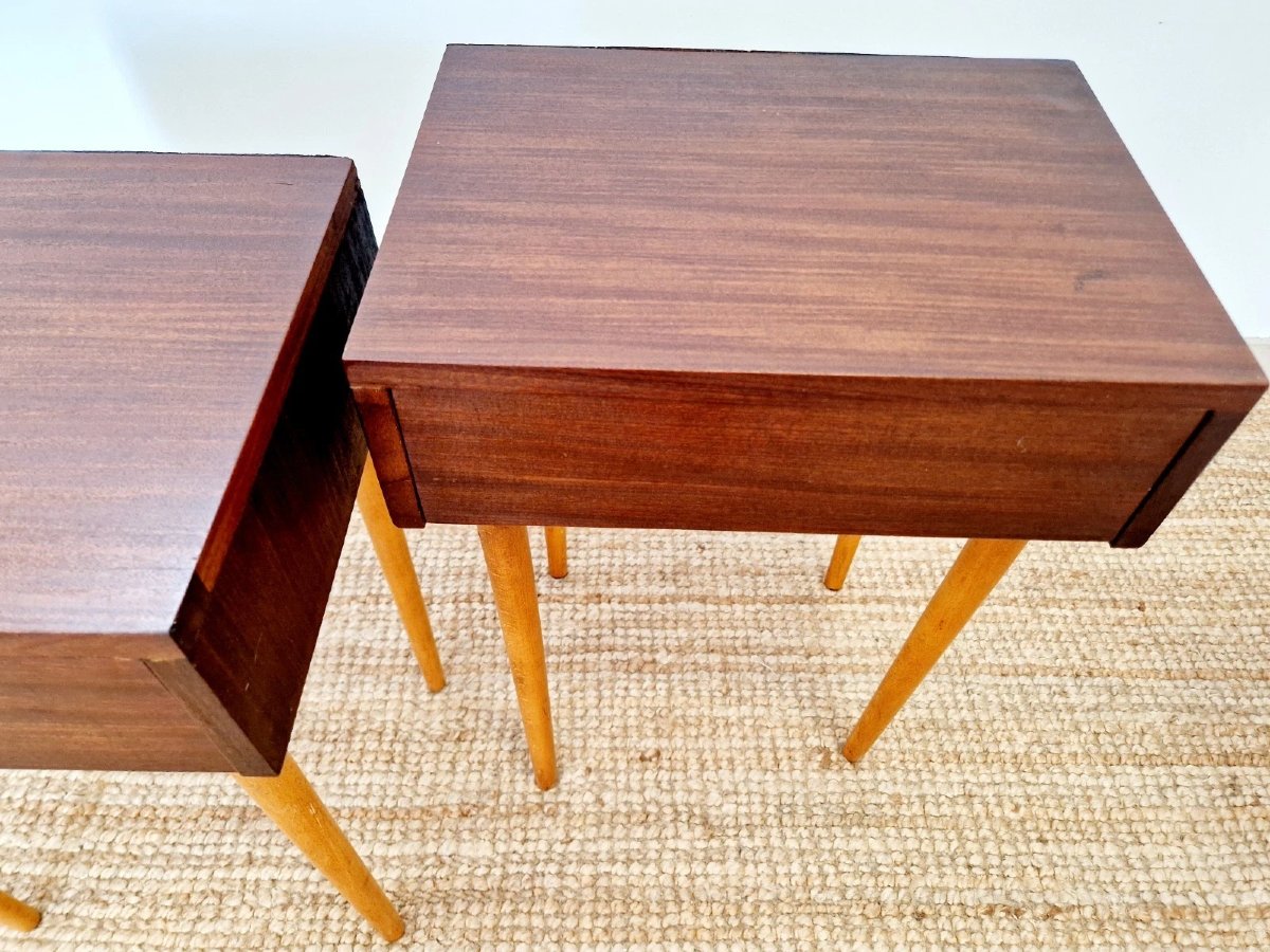 Une paire de tables de chevet Tola du milieu du siècle-photo-2