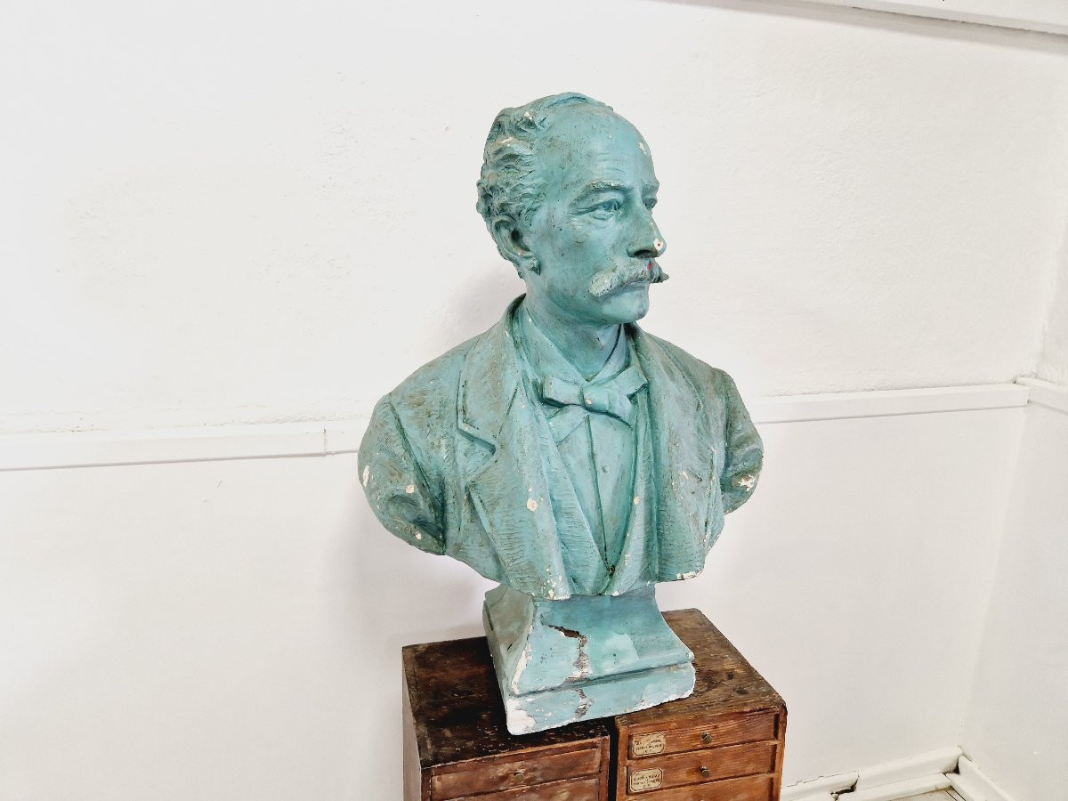 Giant Green Plaster Antique Bust-photo-3