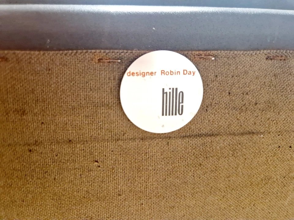 Paire de fauteuils Hille Delphi Amchairs de style Robin Day, milieu du XXe siècle-photo-4