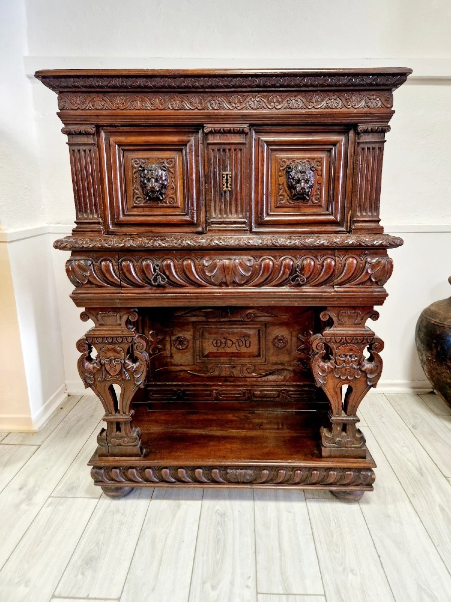 Antique Italian Renaissance Style Cupboard-photo-6