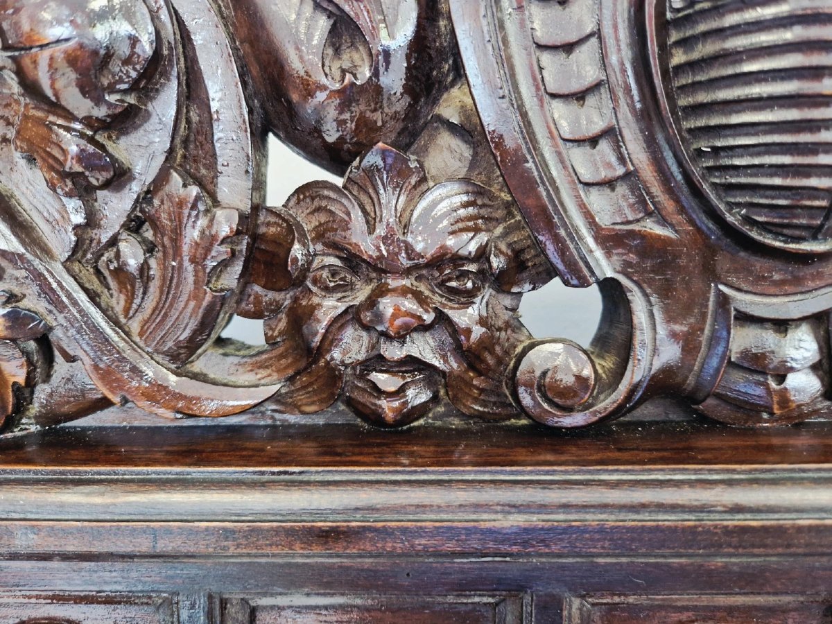 Antique Italian Renaissance-style King-size Bed-photo-1