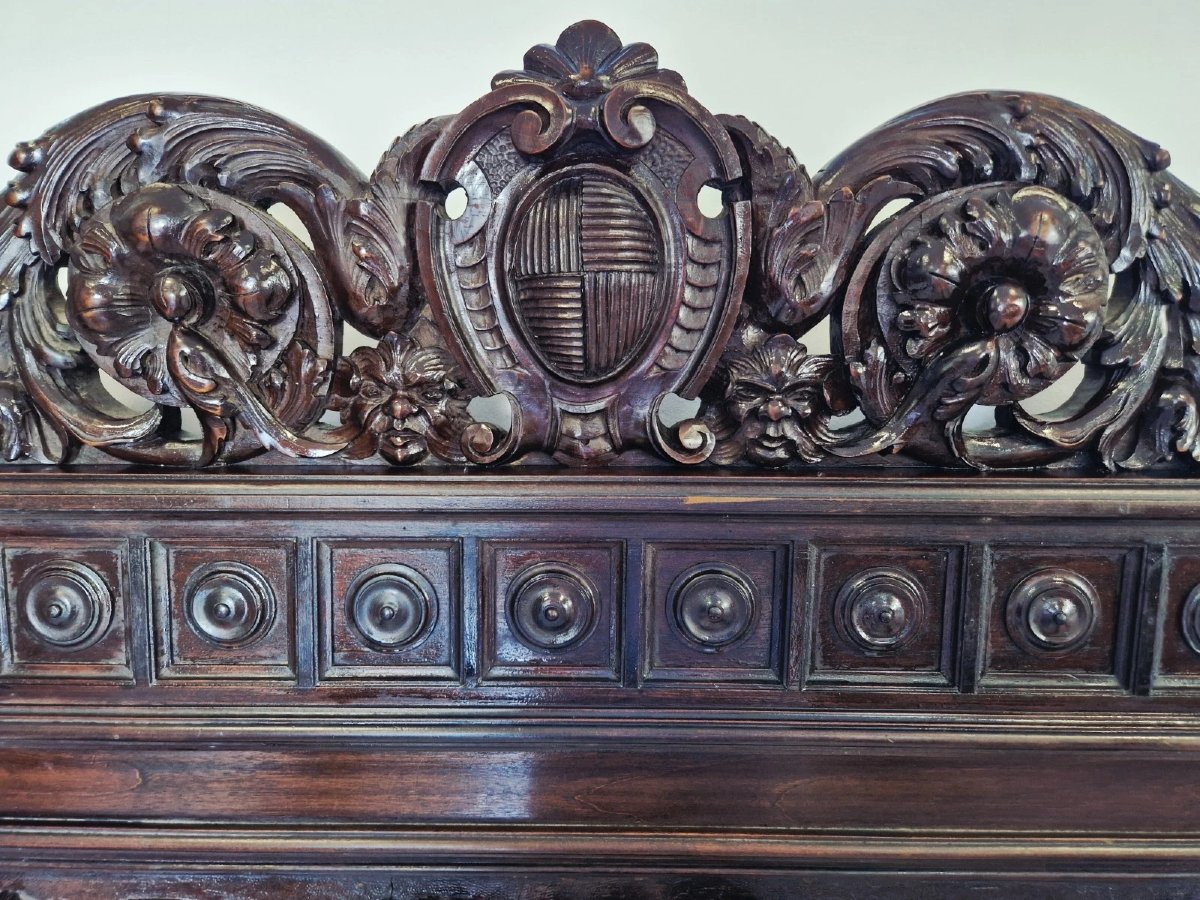 Antique Italian Renaissance-style King-size Bed-photo-4