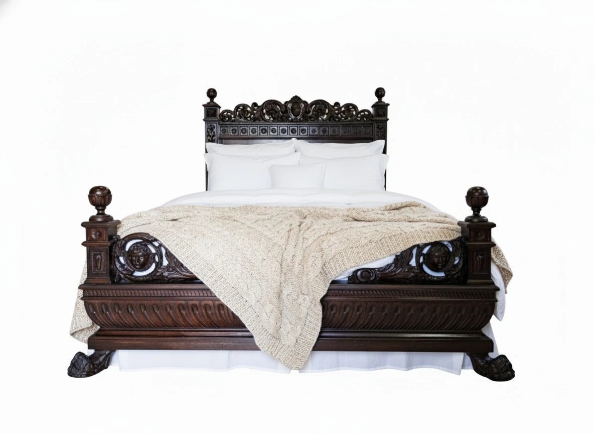 Antique Italian Renaissance-style King-size Bed