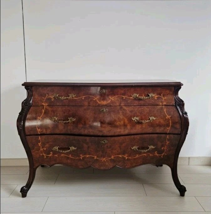 Antique Italian Chest Of Drawers With Gilt Mirror-photo-1