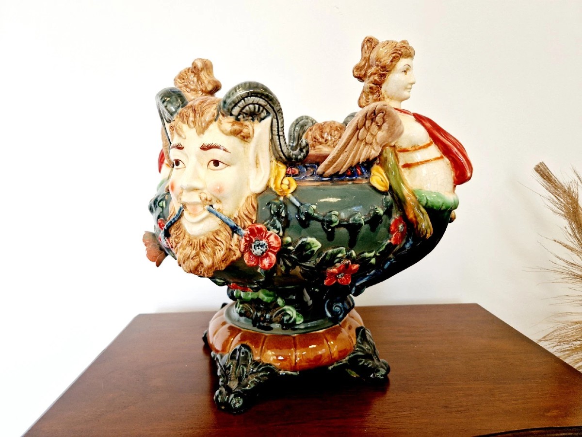 Jardinière en majolique de style Renaissance française