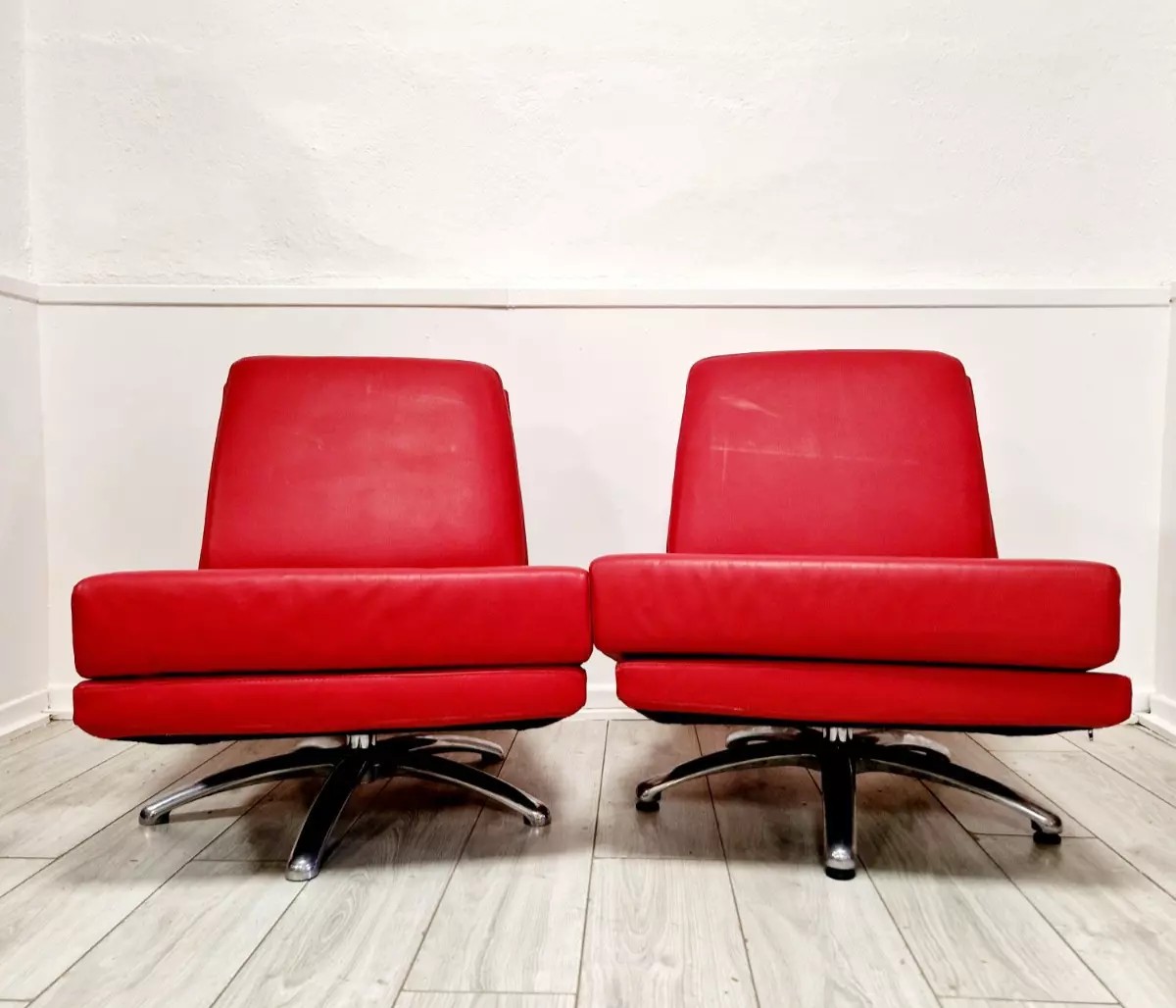Pair Of Mid-century Style Swivel Chairs By Cajus Maelum For Fjords