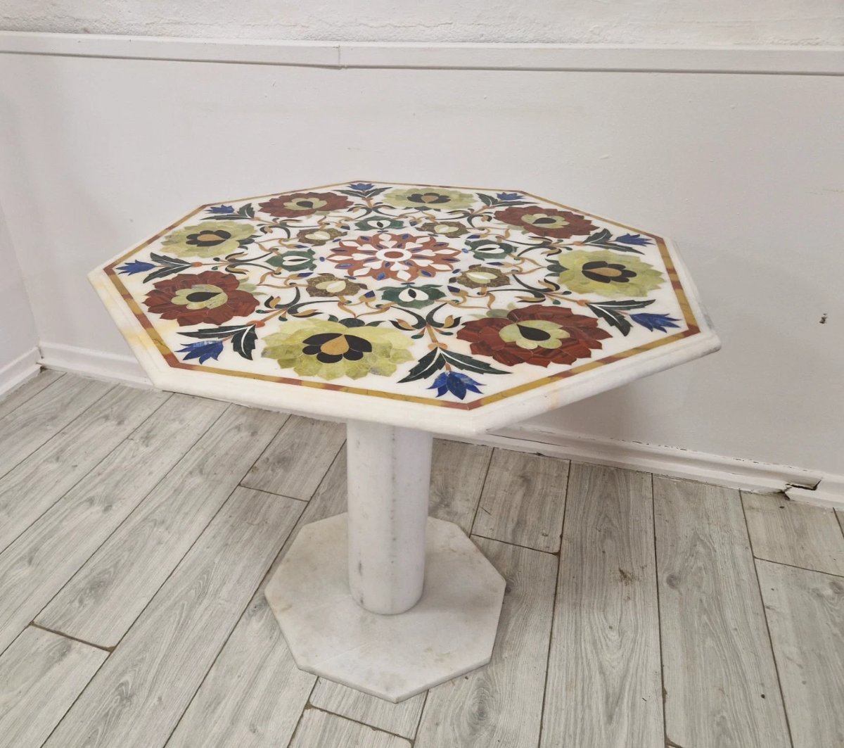 Table vintage italienne en marbre Pietra Dura avec incrustations florales-photo-2