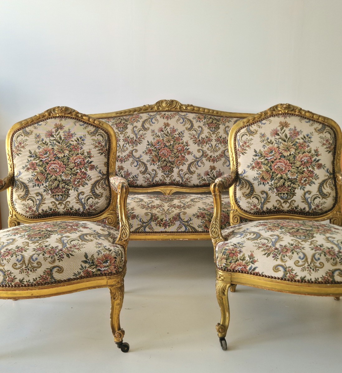 Ensemble de salon 5 pièces composé d'un canapé et de fauteuils français anciens-photo-2