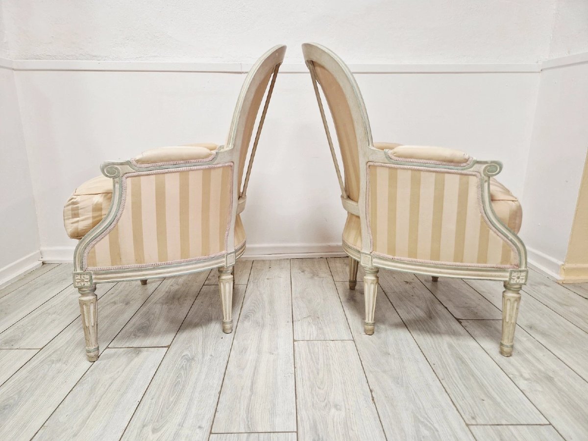 Paire de fauteuils bergères français anciens-photo-5