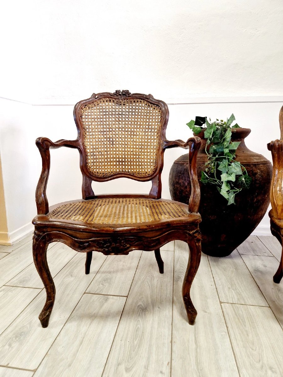 Fauteuils anciens en cane français, style Louis XVI, château du XVIIIe siècle-photo-3