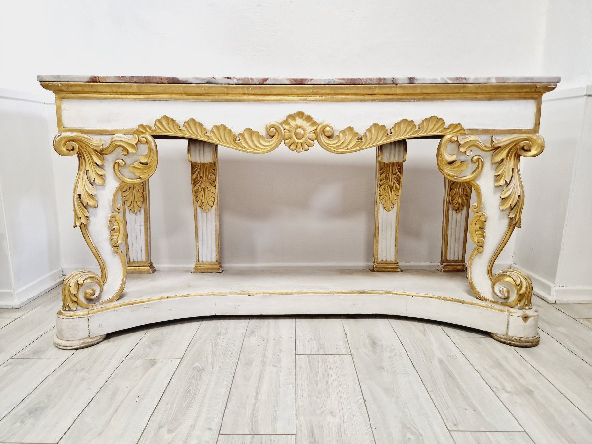 Grande console antique à plateau en marbre, table d'entrée en bois doré, style château.-photo-3