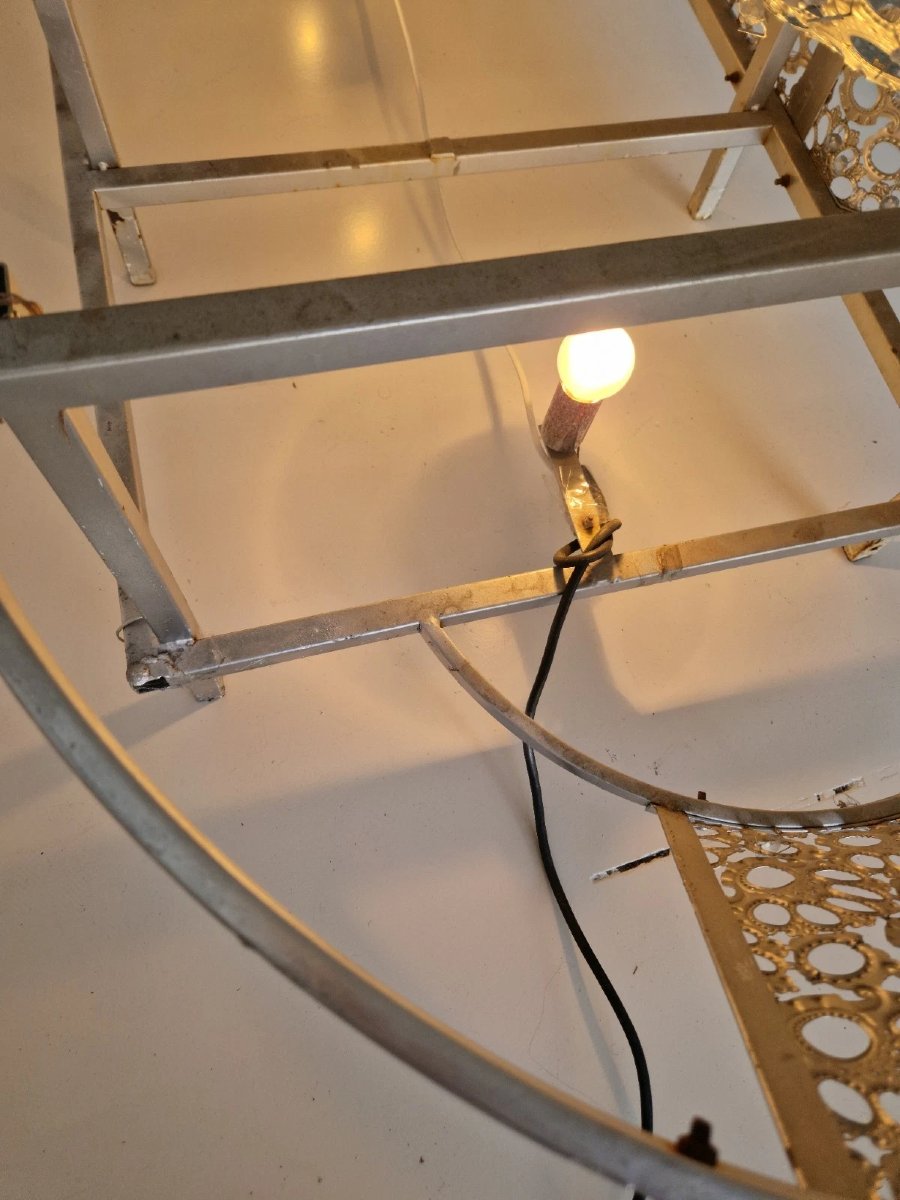 Canapé design en métal ajouré illuminé, style moderne du milieu du siècle-photo-7