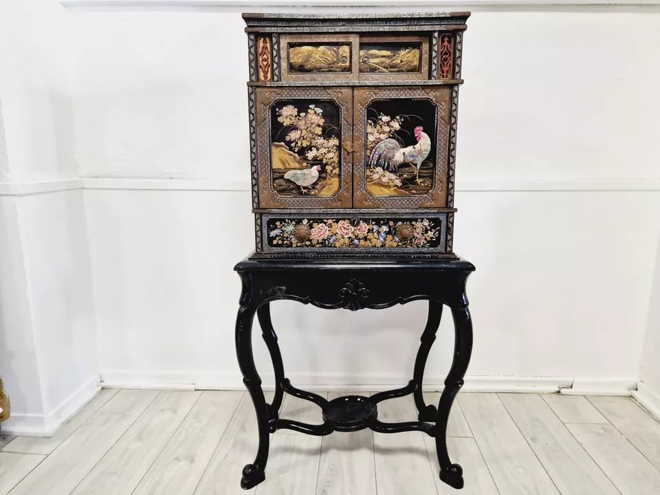 Antique 19th-century Japanese Cabinet, Mother-of-pearl Lacquer, 1850-photo-3
