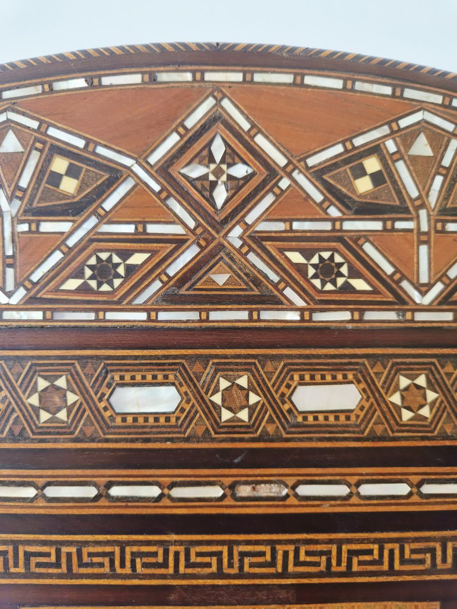 Lit damascène du Moyen-Orient avec incrustations – Mosaïque d'os et de nacre-photo-4