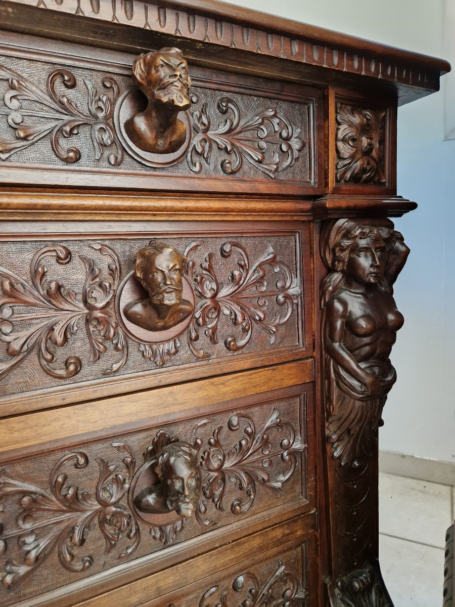 Renaissance Style Bedroom Set, King-size Bed In Carved Walnut, Italian Baroque -photo-4
