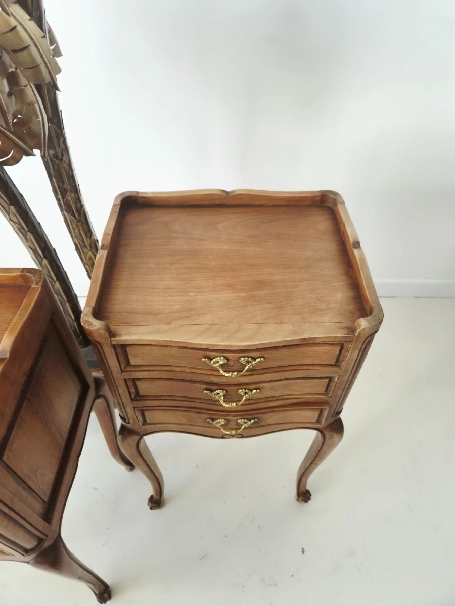 Pair Of Vintage Louis XV-style (french Provincial) Nightstands-photo-2