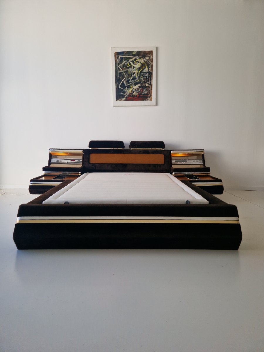 Vintage Platform Bed From The 1970s, Space Age Style, Designed By Fratelli Proserpio