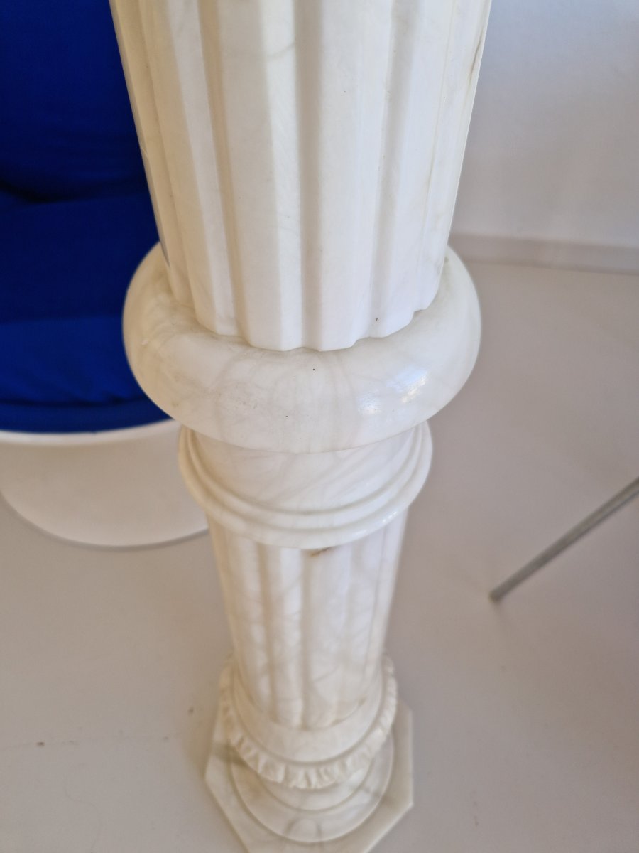 White Marble Pedestal-photo-2