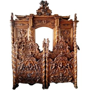 Antique Italian Renaissance Style 7 Piece Bedroom Set