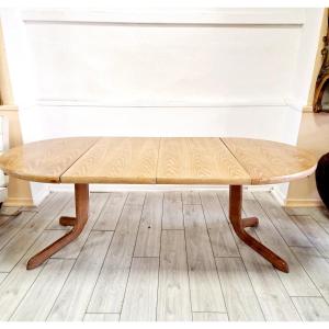 Table à manger vintage à chevrons allemands