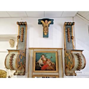 Paire de consoles en bois doré du XVIIIe siècle, étagères anciennes italiennes de style rococo 