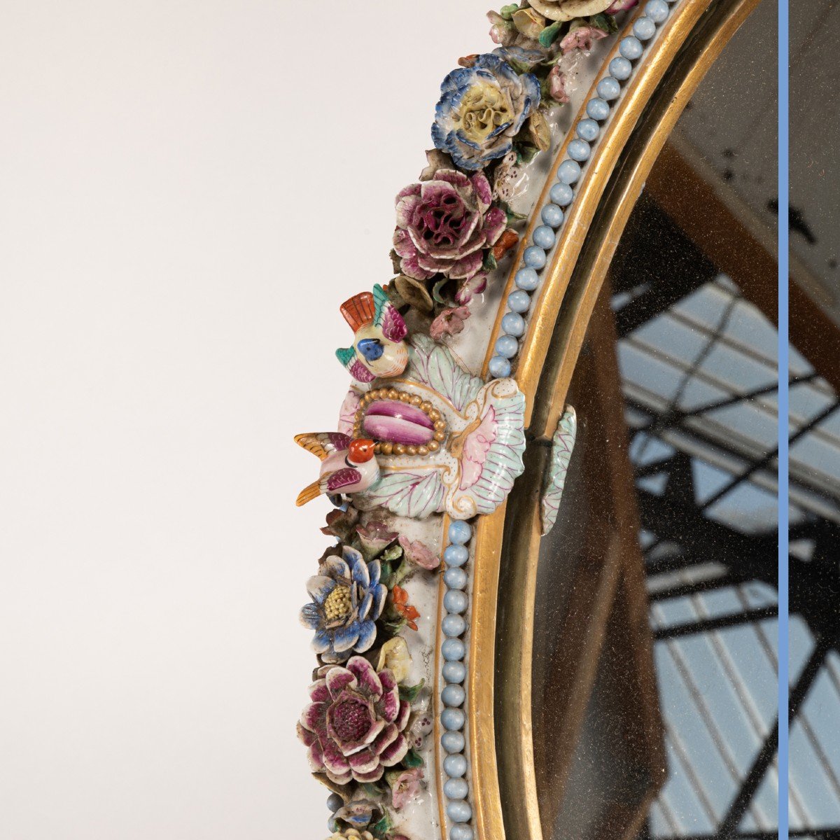Dans le go&ucirc;t de Meissen, grand miroir de table en porcelaine, XIXe-photo-2