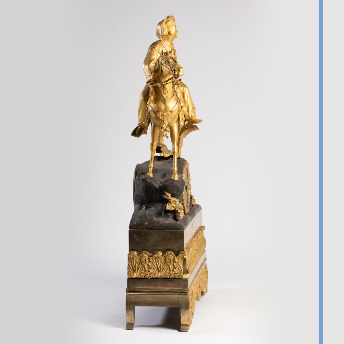 Pendule au Mameluck en bronze et r&eacute;gule &agrave; double patine, XIXe-photo-8