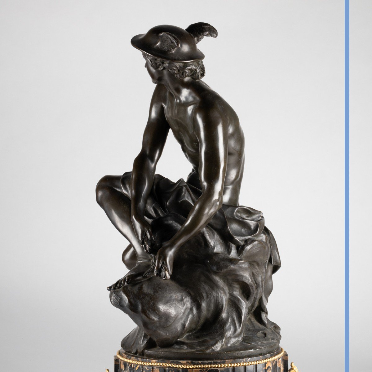 D'après  Jean Batiste Pigalle (1714-1785), Bronze, Mercure attachant ses talonnières, XIXe-photo-2
