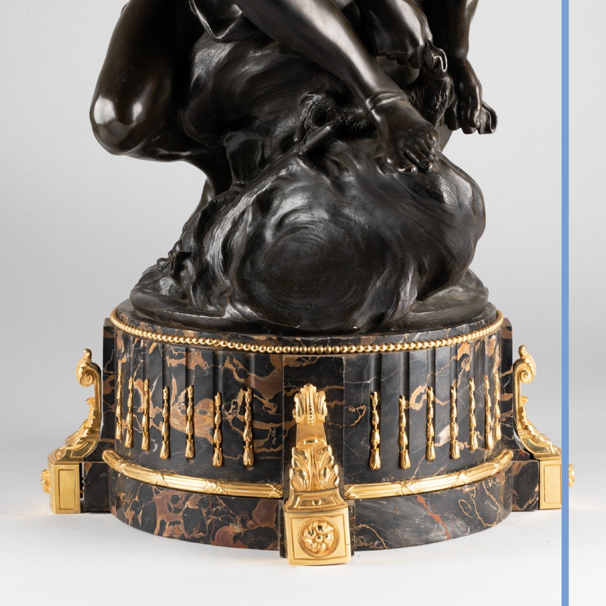 D'après  Jean Batiste Pigalle (1714-1785), Bronze, Mercure attachant ses talonnières, XIXe-photo-7