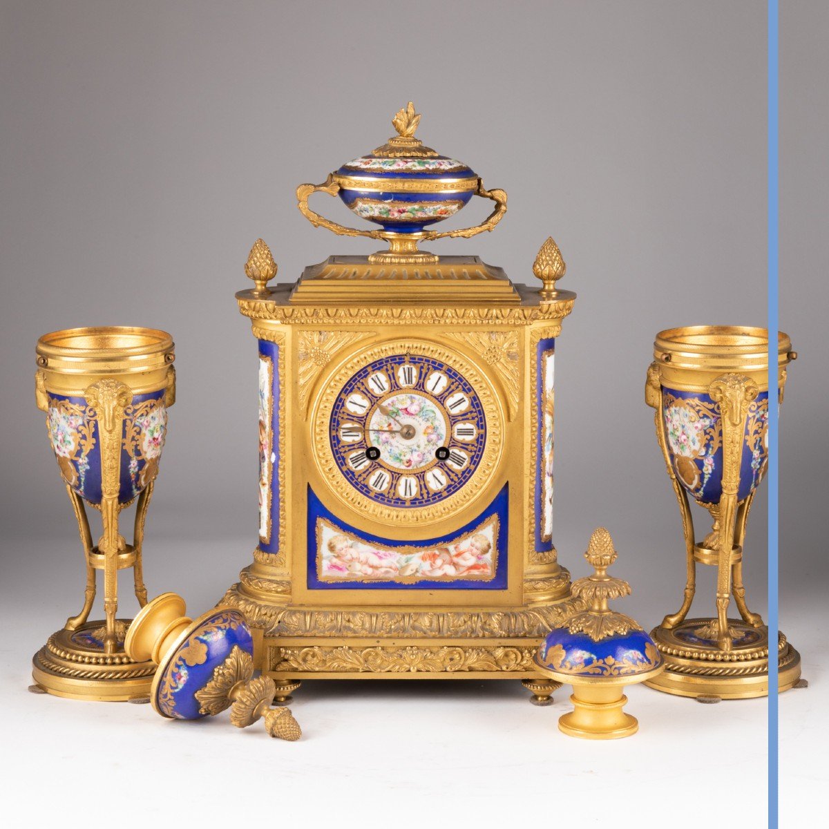 Jean Baptiste Delettrez (1816-1887), garniture de cheminée en bronze et porcelaine, XIXe-photo-3