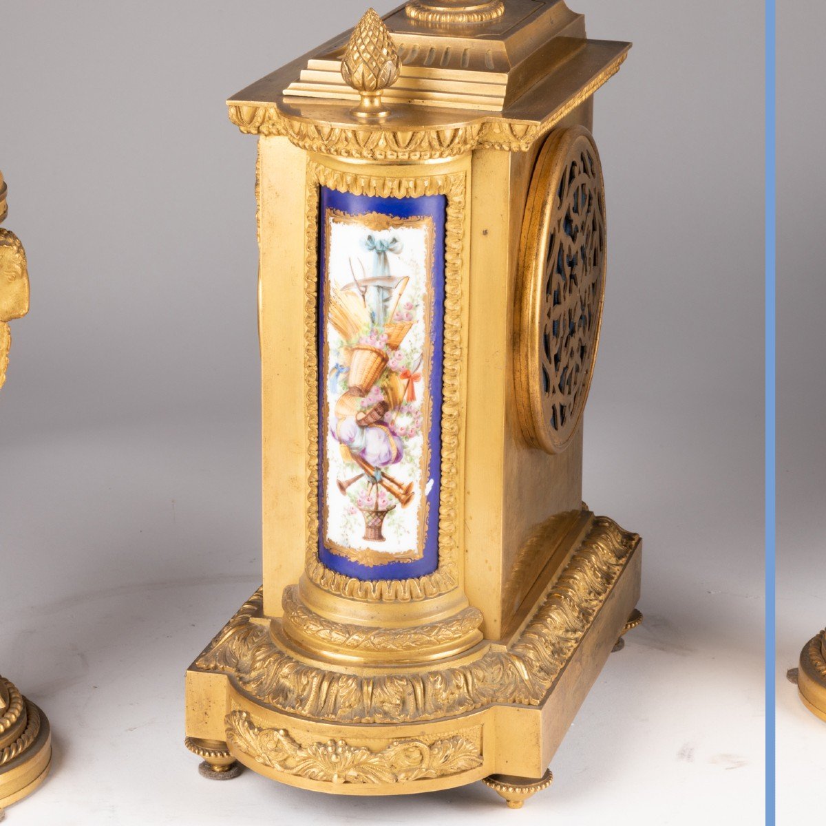 Jean Baptiste Delettrez (1816-1887), garniture de chemin&eacute;e en bronze et porcelaine, XIXe-photo-2