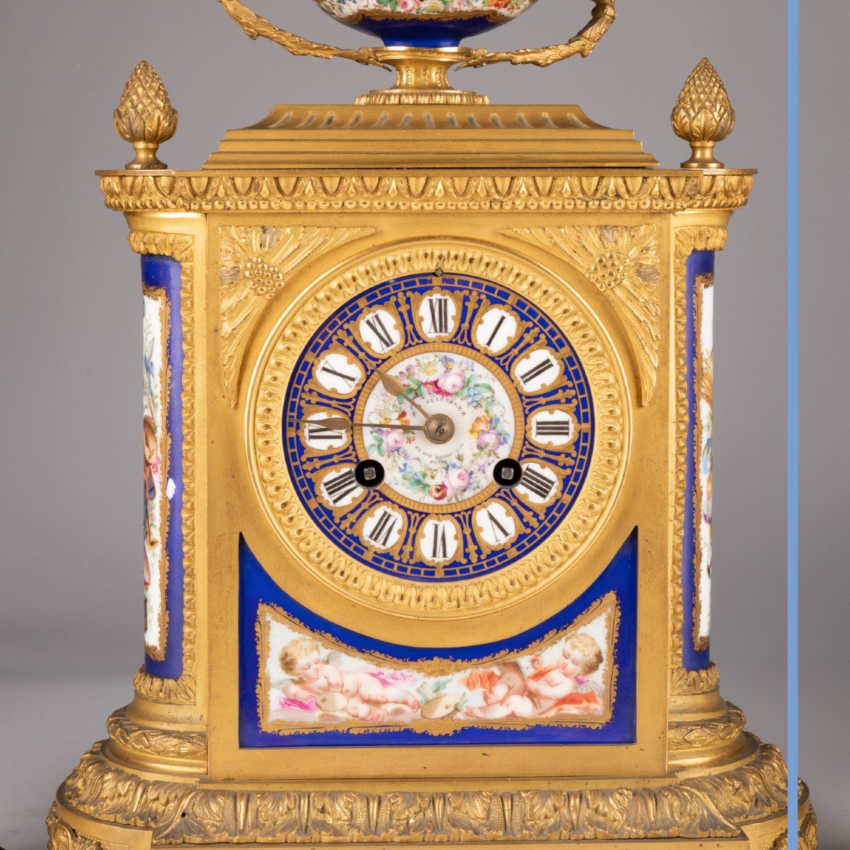 Jean Baptiste Delettrez (1816-1887), garniture de chemin&eacute;e en bronze et porcelaine, XIXe-photo-4