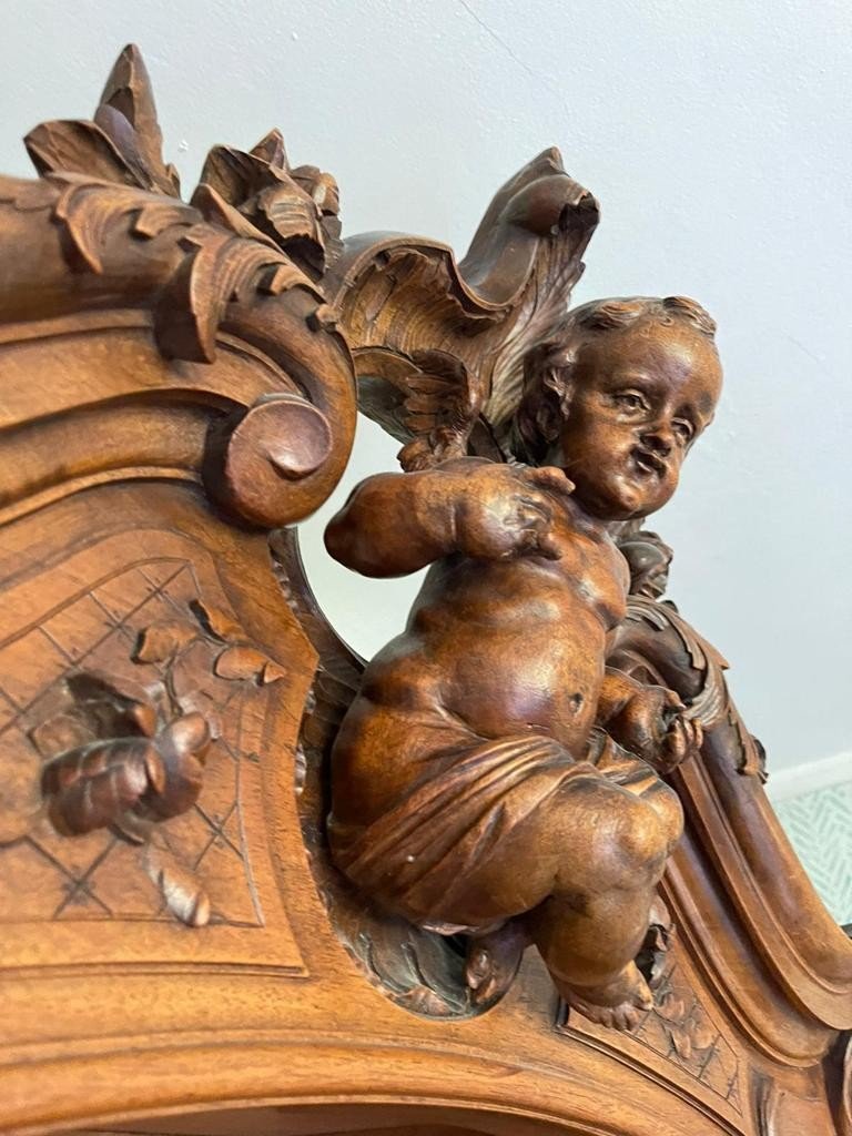 Armoire et lit de style Louis XV en noyer sculpté, XIXe-photo-3